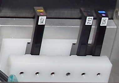 CytoFLEX spare rack securely stores extra bandpass filters when not in use