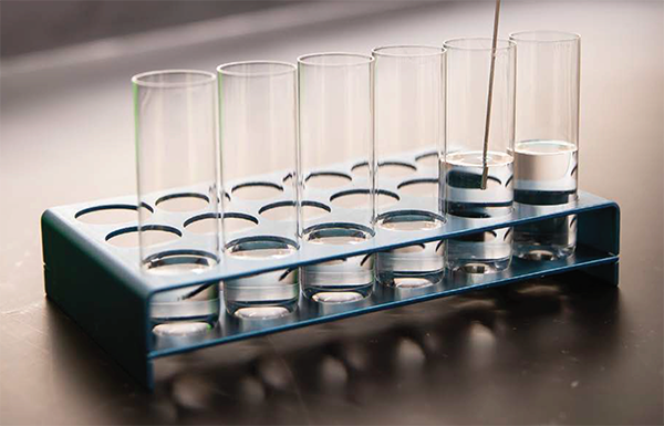 How can I prepare consistent density gradients for reproducibly purifying samples via ultracentrifugation?
