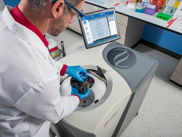 Optima AUC analytical centrifuge load chamber