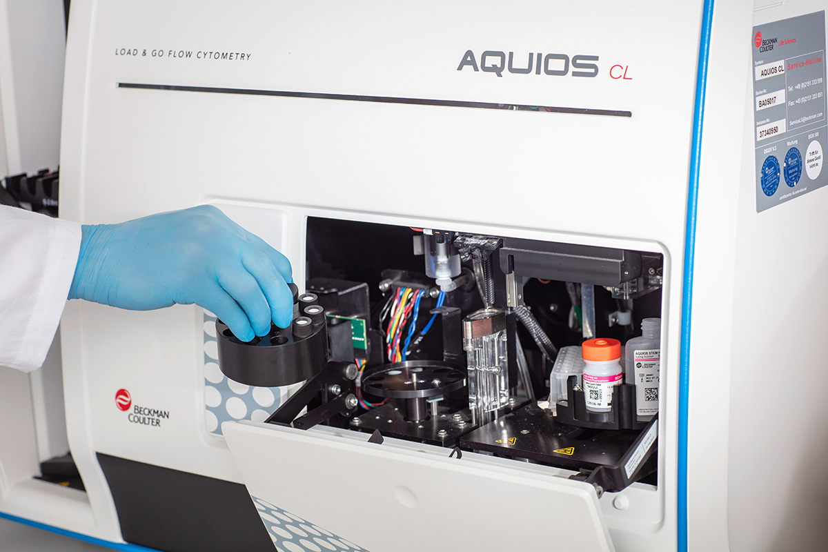 AQUIOS STEM Kit on board of AQUIOS CL Flow Cytometer