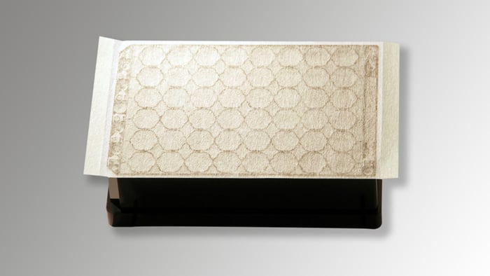 disposable plate covers for biolector xt microbioreactor